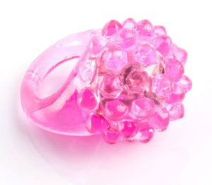 Mister fluo : Bague lumineuse de 4 coloris aléatoire avec 3 LEDs clignotantes. S'allume ou s'éteint par simple pression sur la bague.